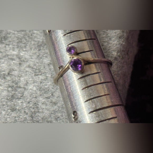 🟠Sterling Silver Ring With 2 Faceted Amethyst - Picture 4 of 4